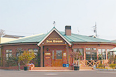 カフェレストラン Bee House