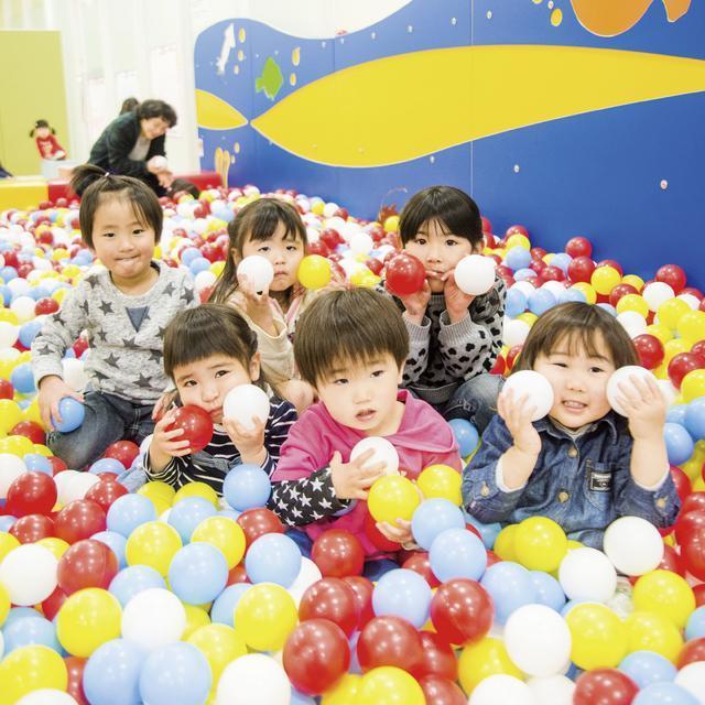筑西市新庁舎にオープン！親子の遊び場「ちっくんひろば」