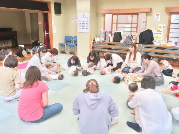 ベビトレヨガ　常総市　生涯学習センター