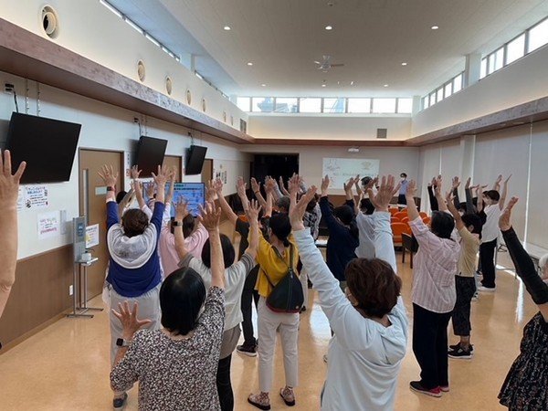 専門医から学ぶ
市民健康勉強会 ～栄養・リハ教室～