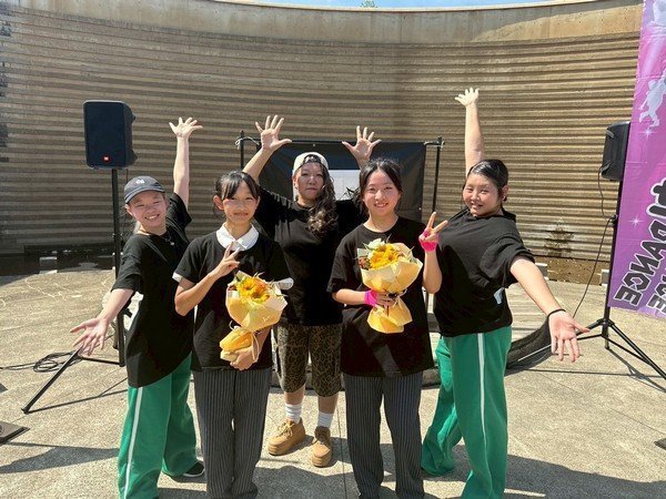 y&r  dance  stage  in 城東Vol.10
音とダンスの野外ステージ