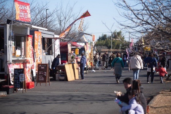 公園で楽しい時間を！
公園朝市