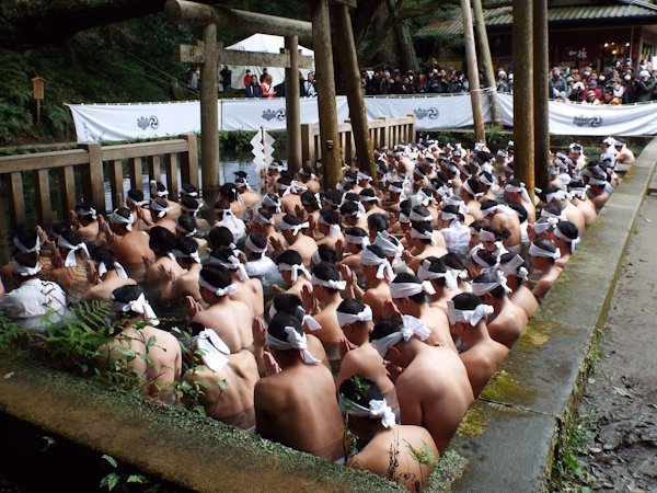 熱気・神気を体感
大寒禊