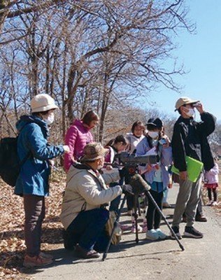 里山で春を迎える野鳥たちに出会おう！
野鳥観察会