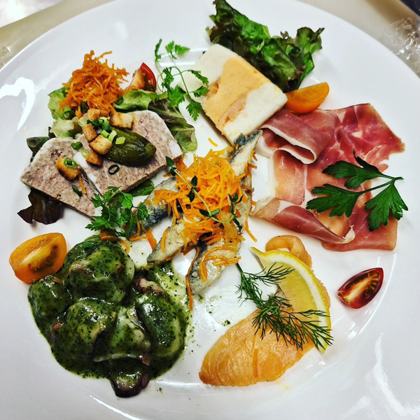bistro vive la vie