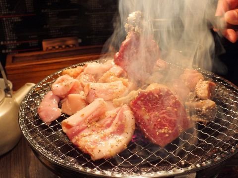 ホルモン焼き　しちりん