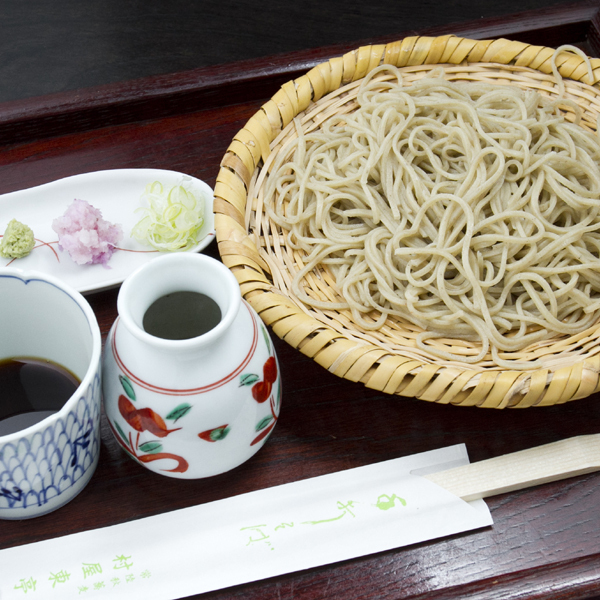 村屋東亭