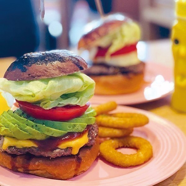 nemonas hamburger